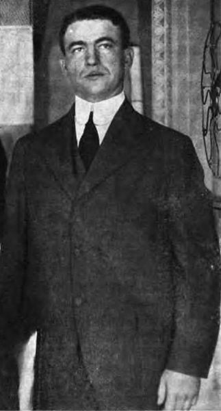 File:Byron McCandless 1915.jpg