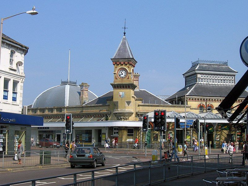 File:Eastbourne train station.jpg