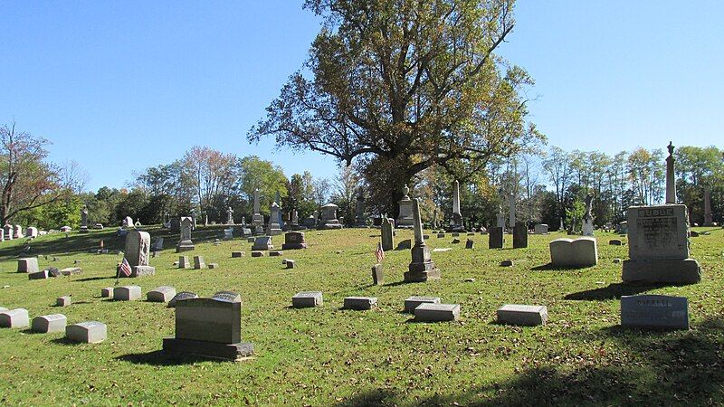 File:HillsboroCemetery16.JPG