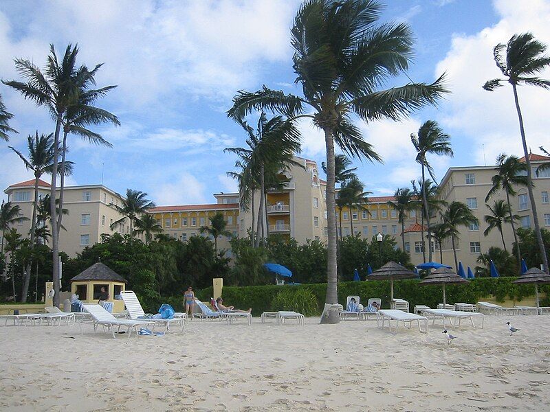 File:Hilton Nassau beach.jpg