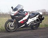 Example of a heavy motorcycle (998 cc) (Honda CBR1000F)