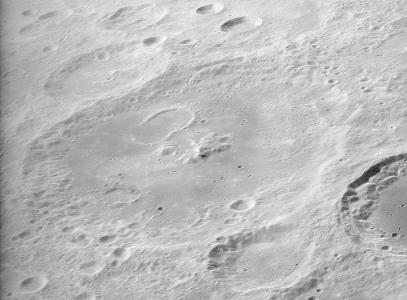 File:Joliot crater AS16-P-5520.jpg