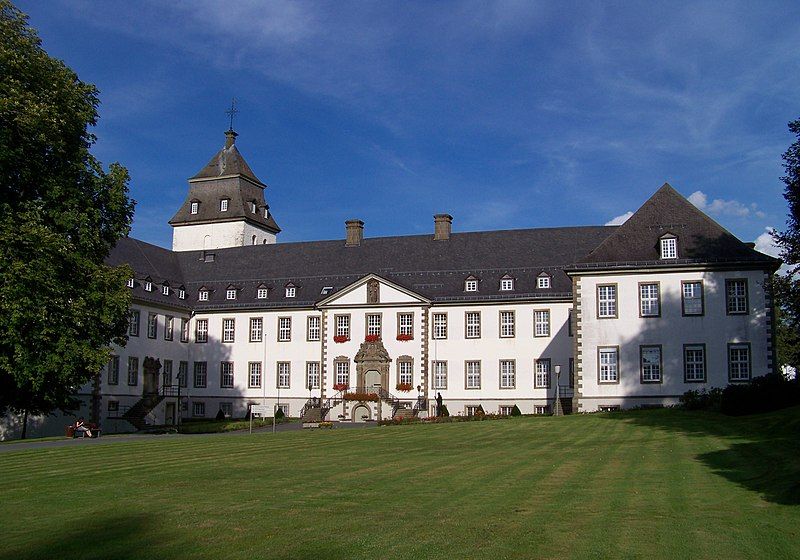 File:Kloster Grafschaft 2011.jpg