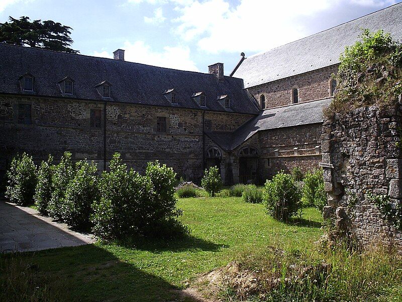 File:La Lucerne abbey.jpg