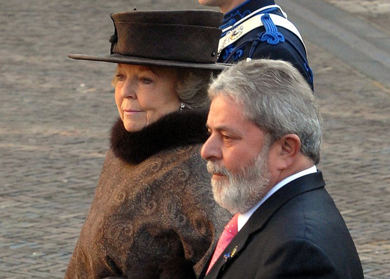 File:Lula e Beatrix.jpg