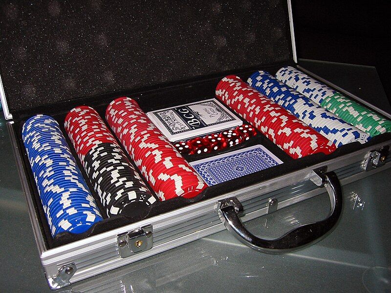 File:Poker chips.jpg