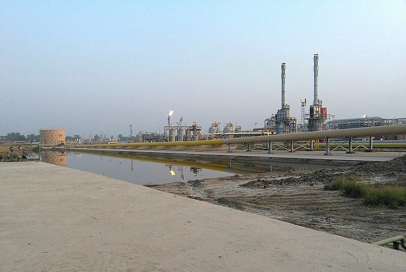 File:Qadirpur gas field.jpg