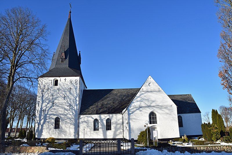 File:Rise Kirke 2021.jpg