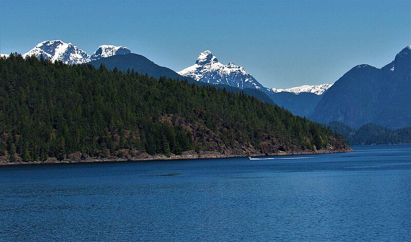 File:Sunshine Coast Views.jpg