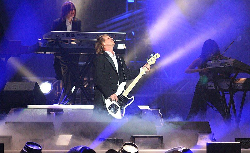 File:Trans-Siberian Orchestra (2007).jpg