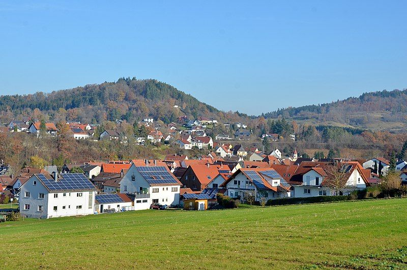 File:Bisingen-Wessingen, Zollernalbkreis.jpg