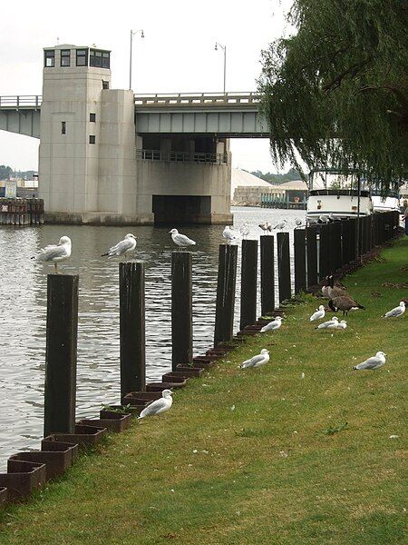 File:Blossomland Bridge detail.jpg