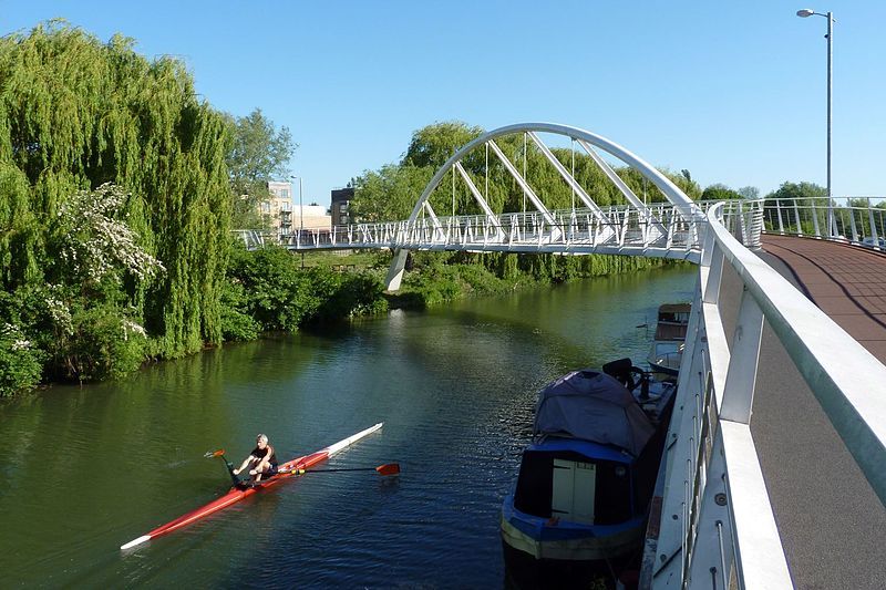 File:Cambridge Riverside Bridge.jpg