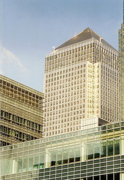 File:Canary Wharf Closeup.jpg