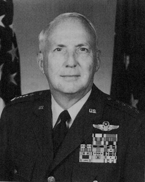 File:Earl T. O'Loughlin.jpg