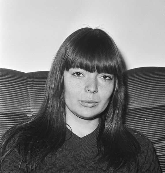 File:JeanneDoomen1976.jpg