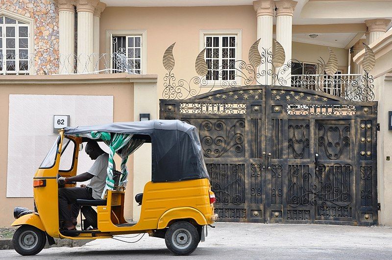 File:Keke in Ikeja.jpg