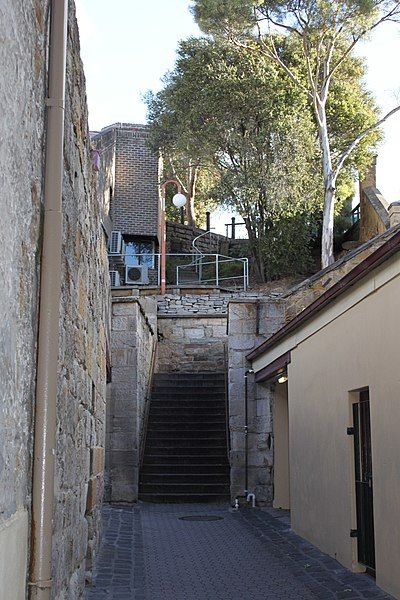 File:Kelly's Steps.jpg