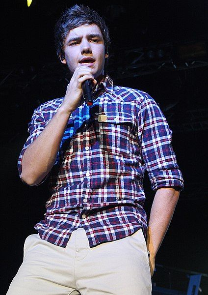 File:Liam Payne 2012.jpg