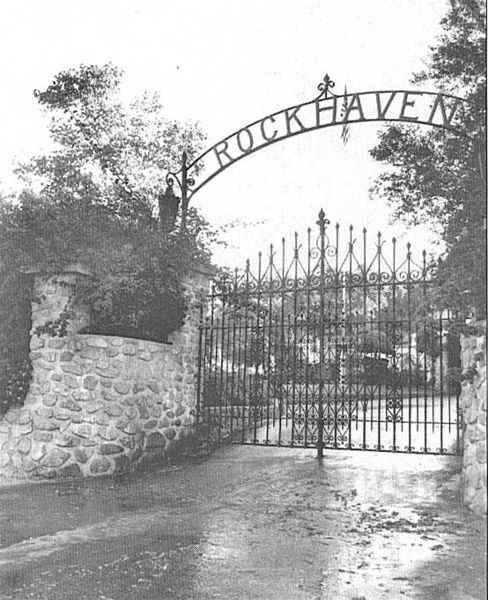 File:Rockhaven Gates.jpg