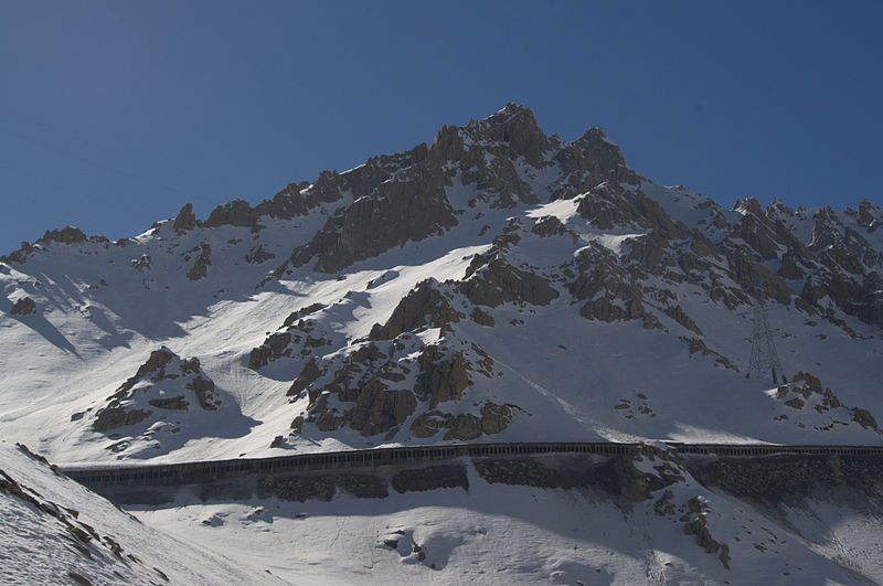 File:Salang Pass Tunnel.jpg