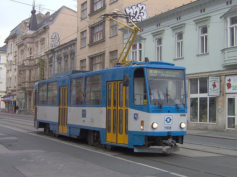 File:Tram T6A5 Ostrava.jpg