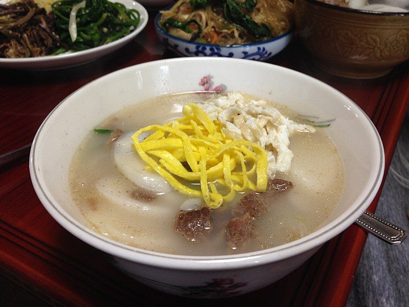 File:Tteokguk.jpg