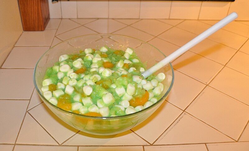 File:Watergate salad 3.jpg