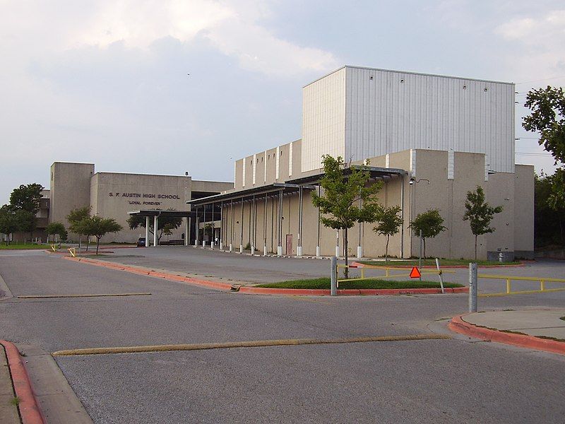 File:AustinHighSchoolAustin.JPG