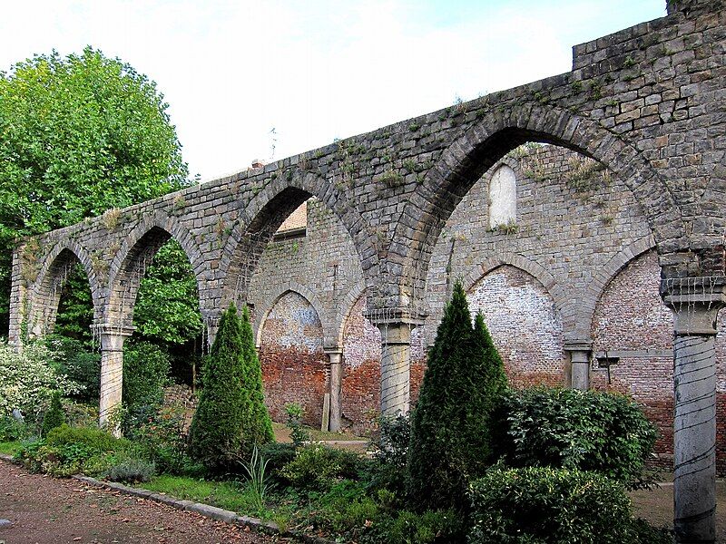 File:Bethune ruines recollets.JPG