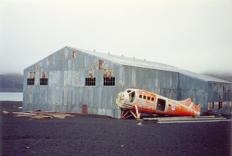 File:Deception-Hangar.jpg