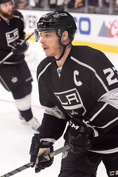 File:Dustin Brown (25993630263).jpg