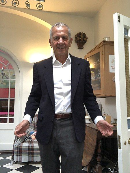 File:Gerald Ratner.jpg