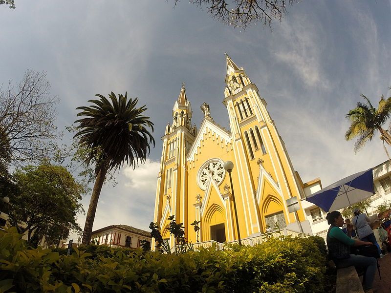 File:Iglesia Garagoa.JPG