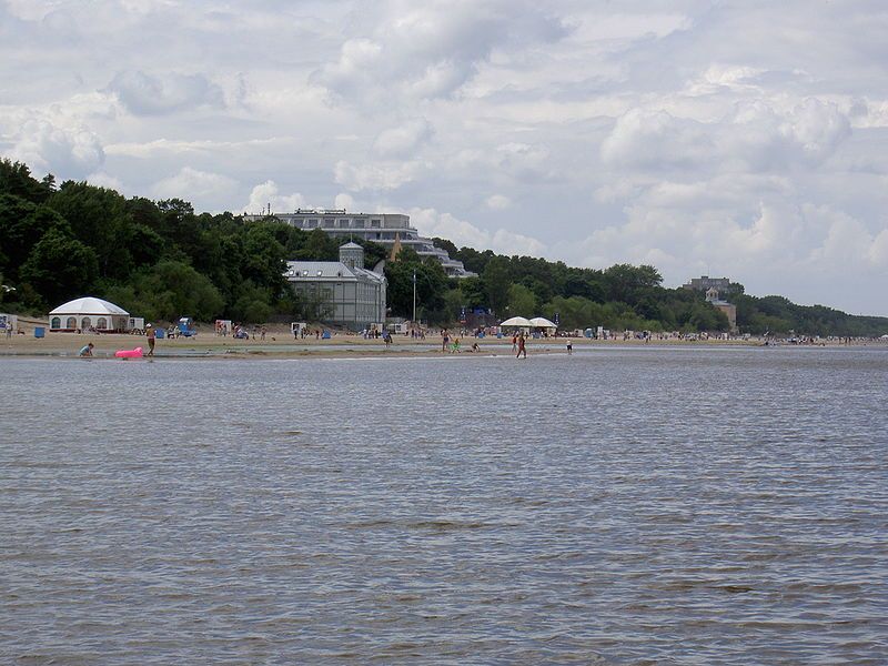 File:Jurmala juli 2005.jpg