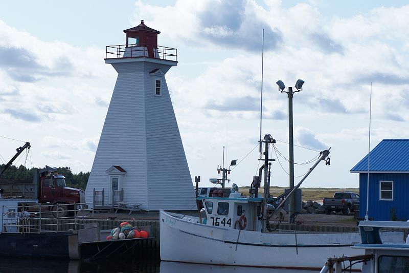 File:Mabou Lighthouse.JPG