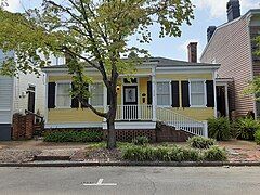 Mary Ferguson House, 549 East St. Julian Street