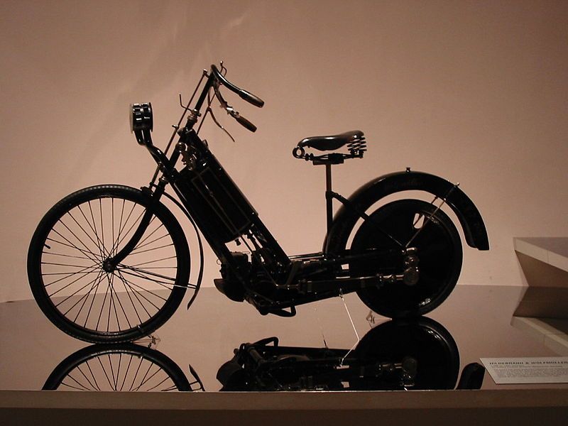 File:Motorcycle 02.jpg