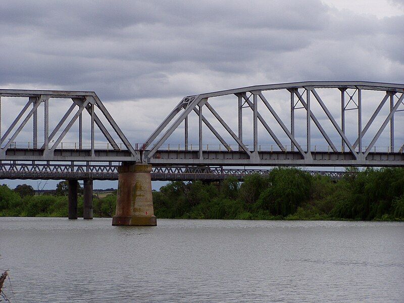 File:Murraybridge1.jpg