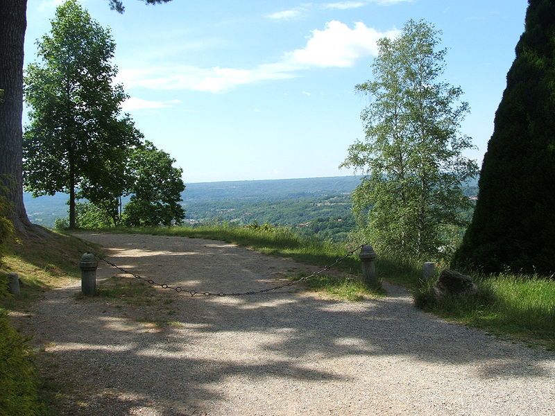 File:Parco della Burcina-DSCF0172.JPG