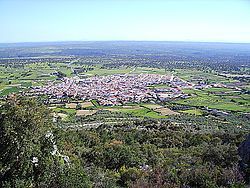 Overlooking the town of Seradilla