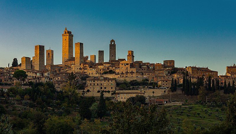 File:San Gimignano Tramonto.jpg