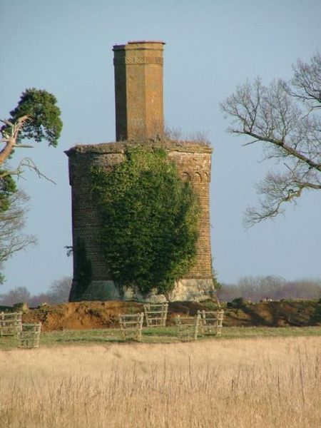 File:Stowe Bourbon Tower.jpg