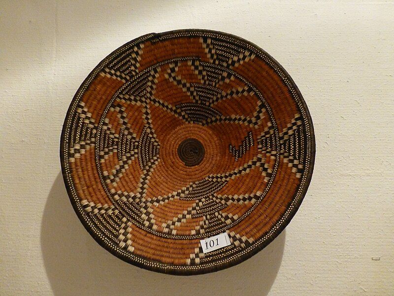 File:Tswana Small Basket.jpg