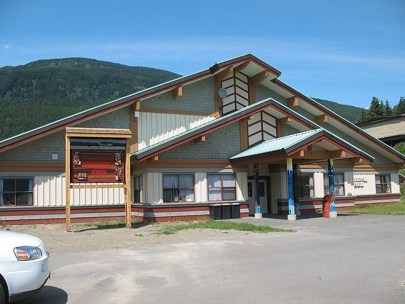 File:Gitwinksihlkw Elementary School.JPG