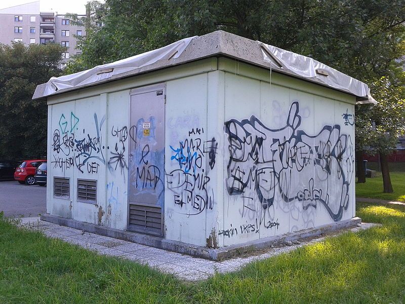 File:Graffiti Ljubljana 34.jpg