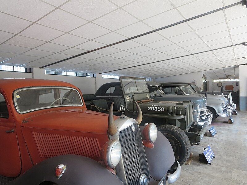 File:Manjusha Car Museum.JPG