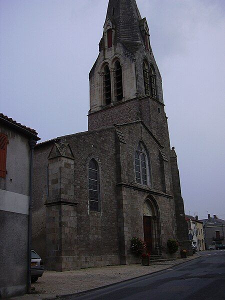 File:NLA-eglise-st-hilaire.JPG