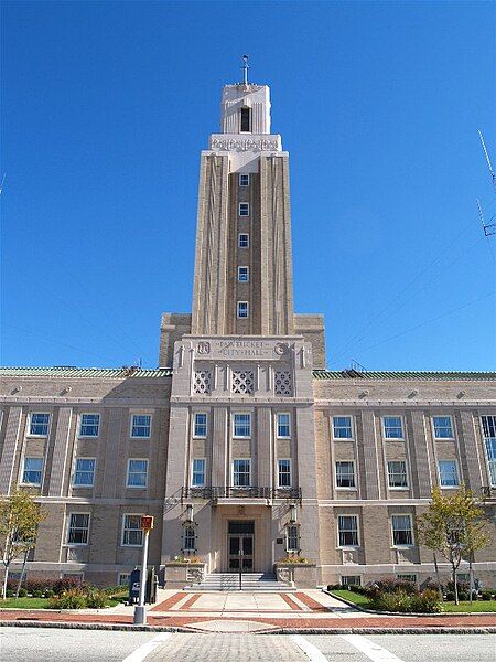 File:Pawtucket City Hall.jpg