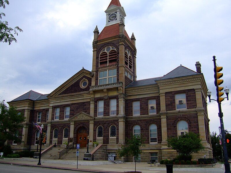 File:Pickaway County Courthouse.JPG